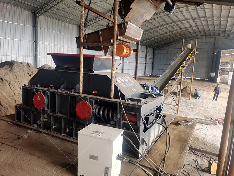 鵝卵石對輥破碎機(jī)介紹，為什么選擇金聯(lián)機(jī)械？